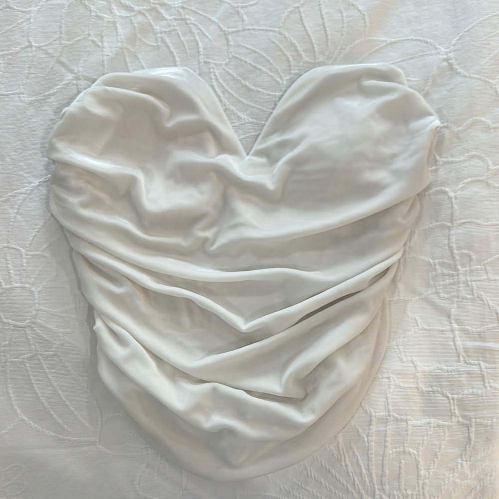 Heart-Shaped White suede Fabric Accent - Picture 1 of 2